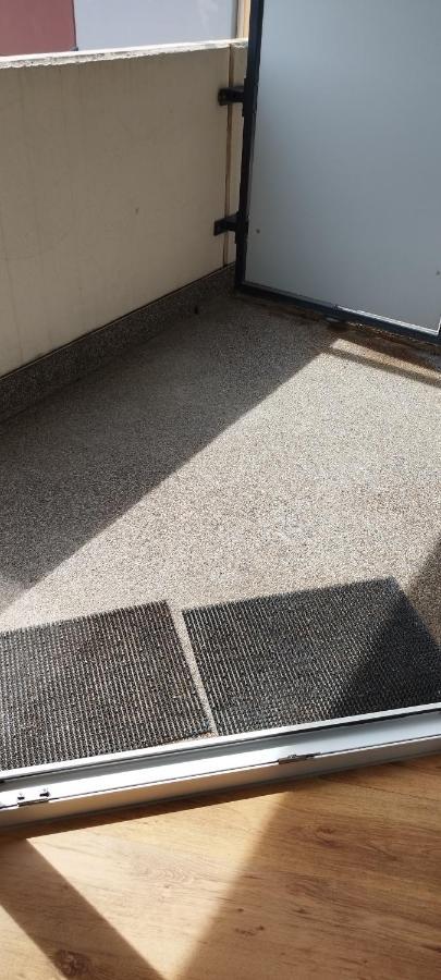 Schoene Sonnige Wohnung Jüchen Екстериор снимка
